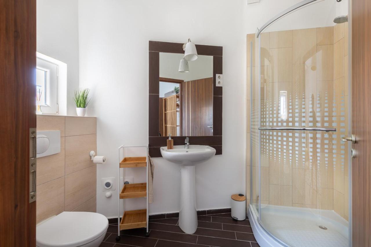 P34 Pannonia Apartment Budapest Esterno foto